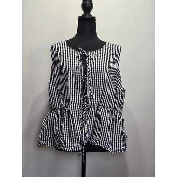 Coco & Shay Tops - Coco & Shay Women Top 3XL Black White Gingham Peplum Tie Front Sleeveless